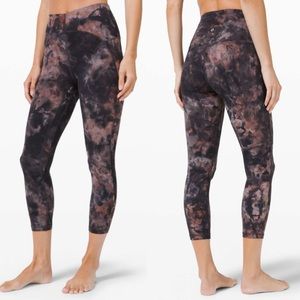 Lululemon Unlimit High-Rise Align Crop *Keyhole